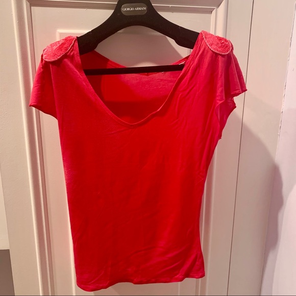 Armani Exchange pink fushia shoulder heart sequined T-Shirt - Picture 3 of 9